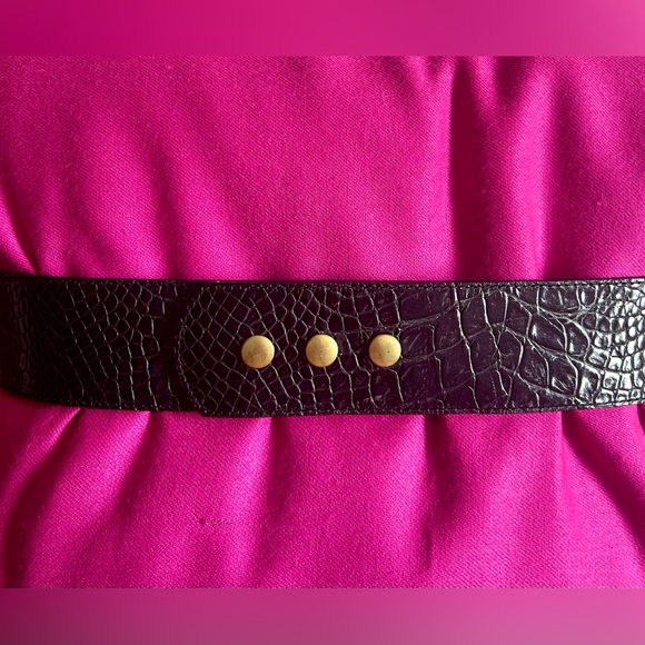 Vintage Streets Ahead Belt with Brass Medallion, Gold Chains - Picture 3 of 5